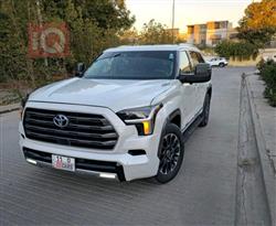 تويوتا سيكويا